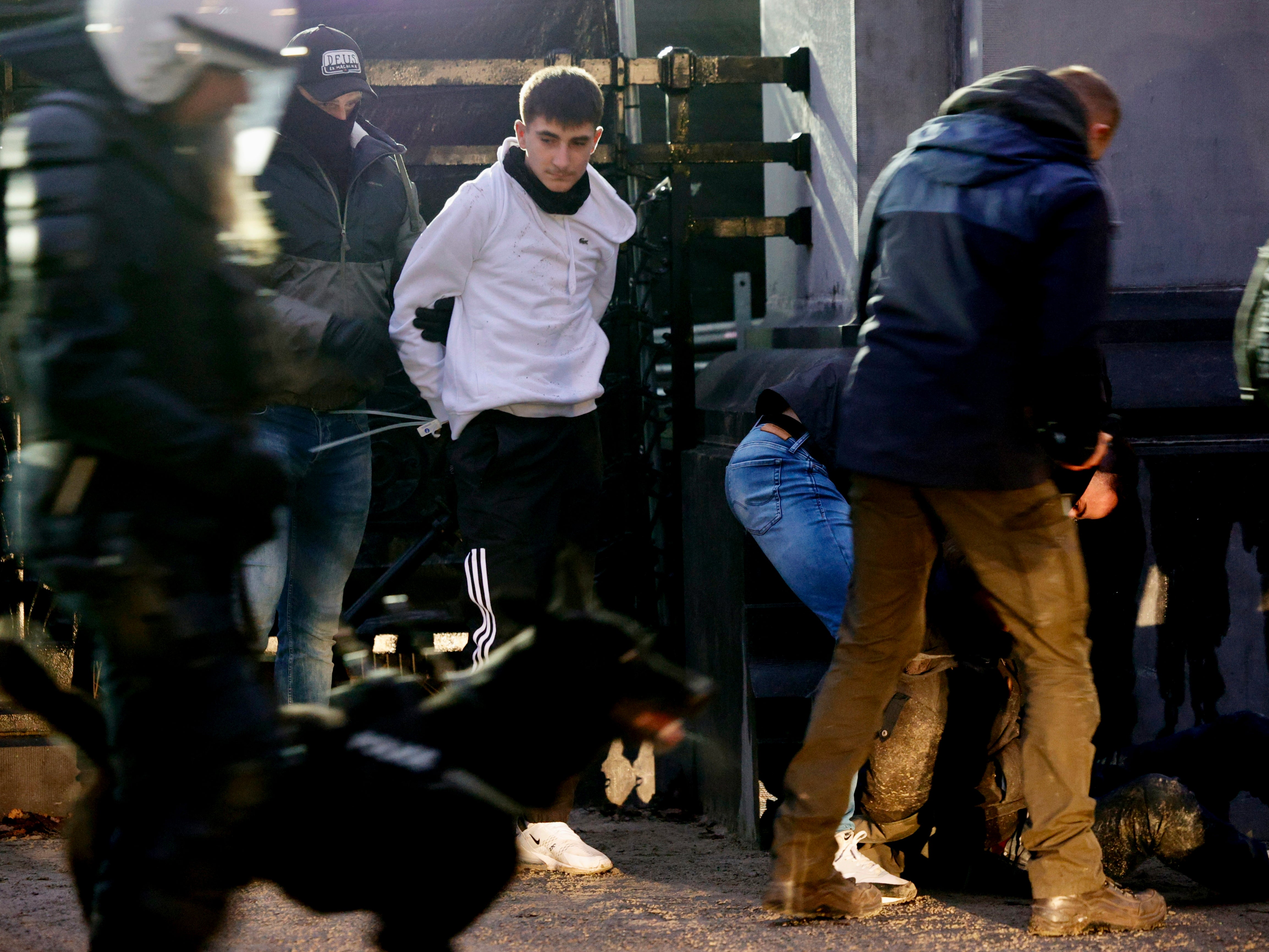 <p> A small number of protesters threw objects at police</p>