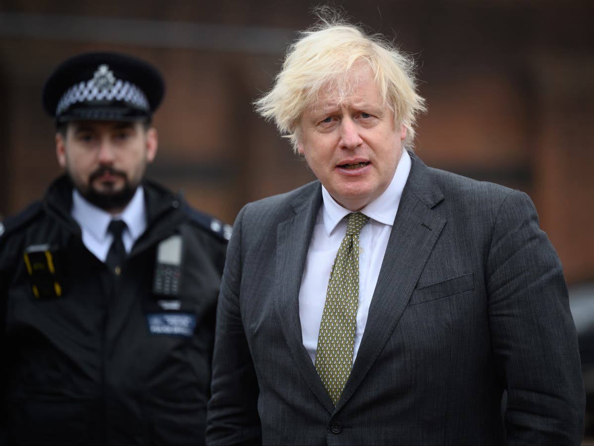 Boris Johnson news &ndash; live: Tory polls plummet as Met Police refers itself to watchdog over No 10 party claims