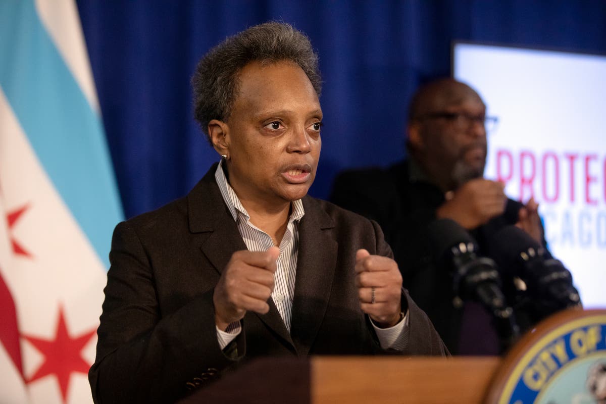 Chicago to require proof of vaccination at restaurants, bars