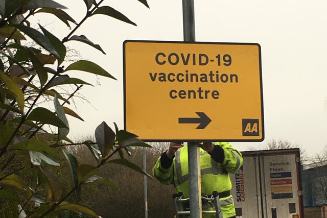 Thousands of new road signs will be installed to guide people to coronavirus vaccination centres following an agreement between the AA and the Government (AA/PA)