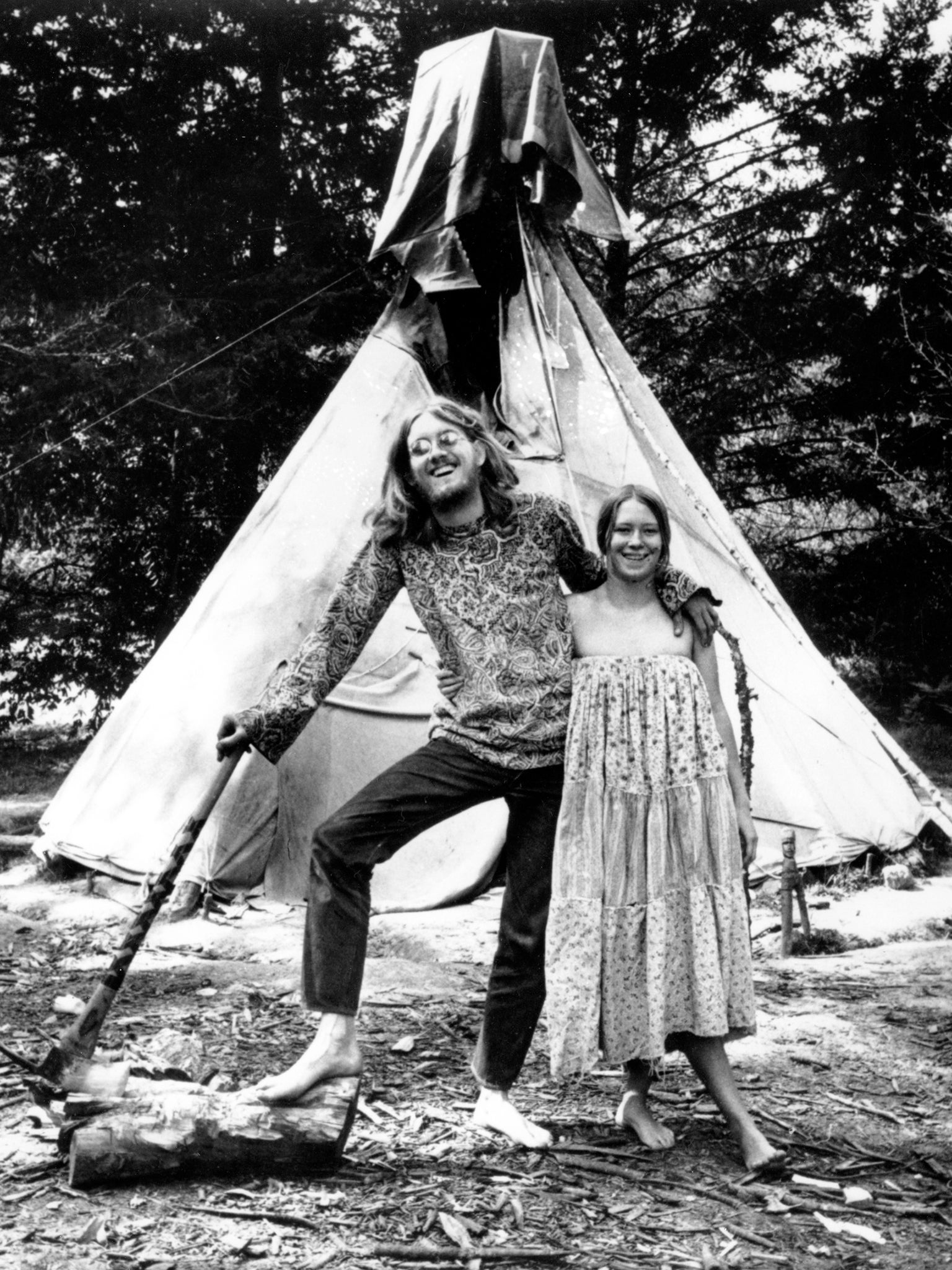 Hippies on a commune in California, 1971