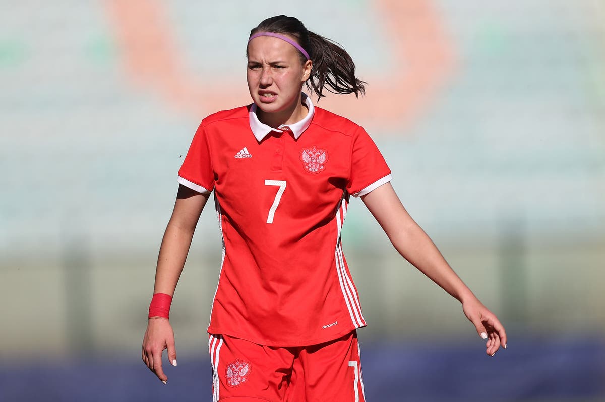 Chelsea sign defender Alsu Abdullina on long-term deal Chelsea sign defender Alsu Abdullina on long-term deal