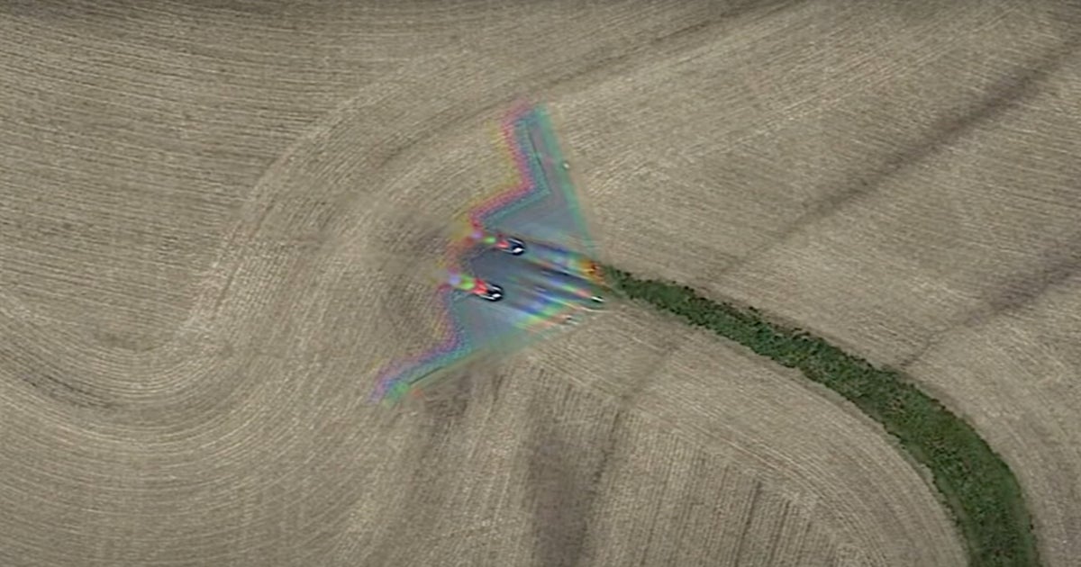 Google Earth Captures Us Air Force Stealth Bomber Flying Over Missouri Farm The Independent
