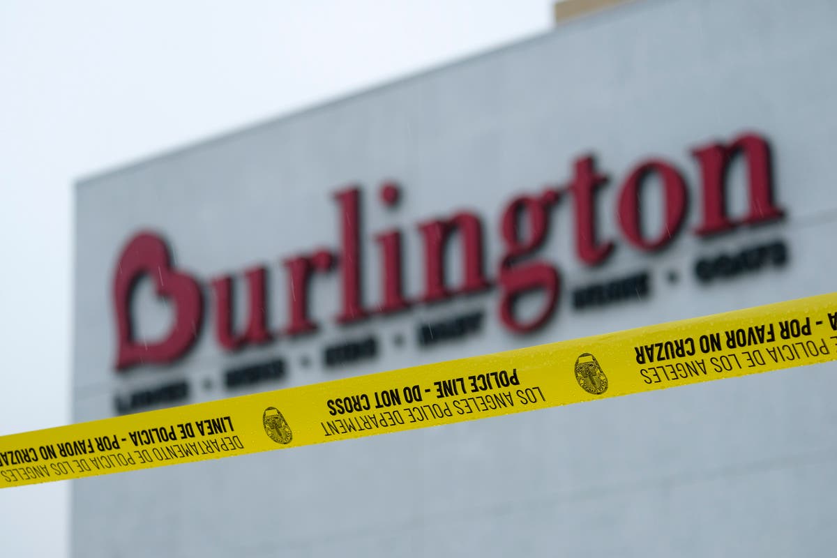 1 man, 1 woman die in shooting at Los Angeles store