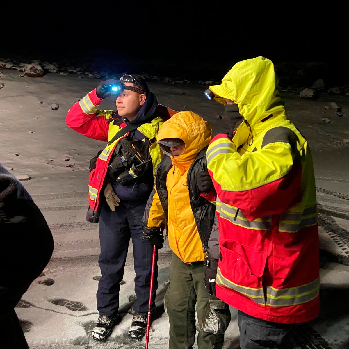Rangers trek through snow to find hiker on Hawaii mountain