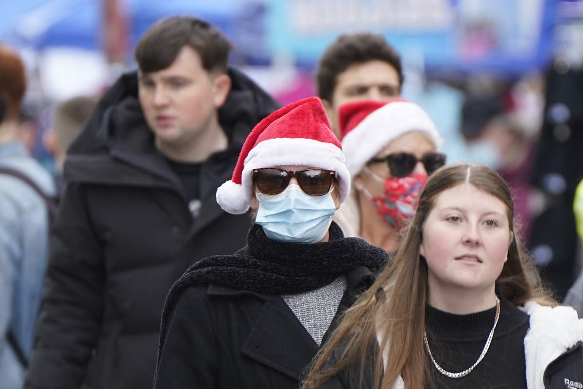 Data suggesting Omicron is milder offers &lsquo;glimmer of Christmas hope&rsquo;