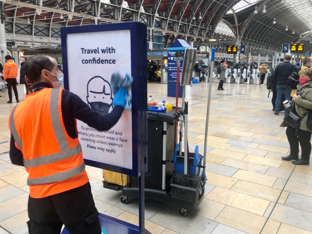 <p>Optimistic sign: Paddington station in London</p>