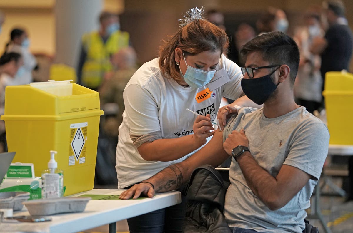 Boris Johnson faces decision on Covid restrictions for New Year