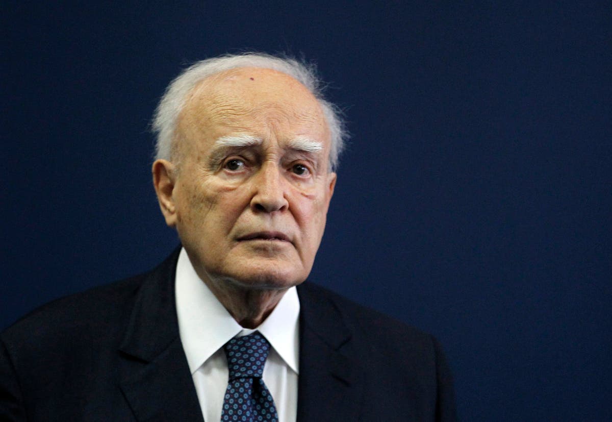 Former Greek President Karolos Papoulias dies at 92 Former Greek President Karolos Papoulias dies at 92