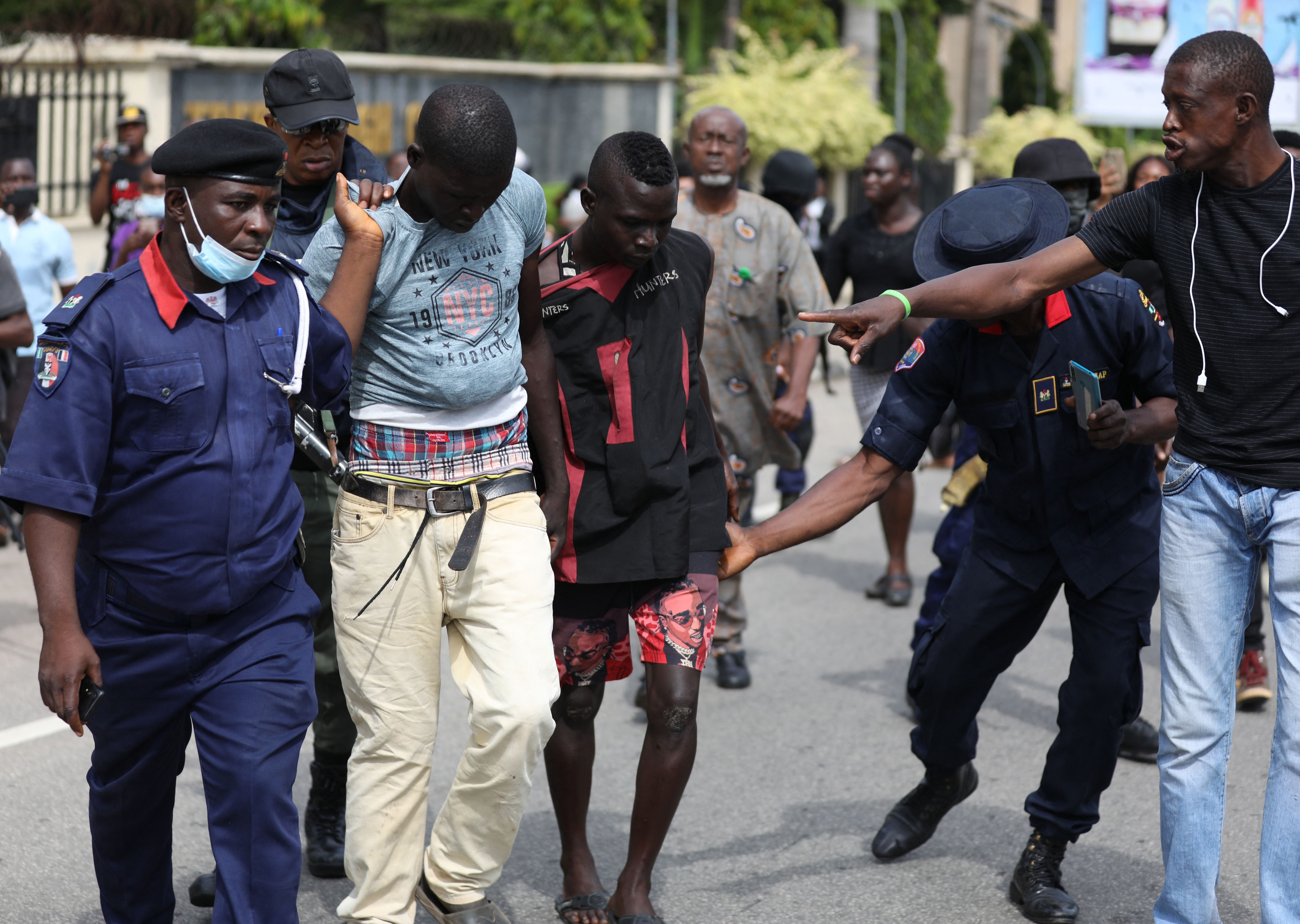 Police make arrests during Kanu’s trial in Abuja in October 2021