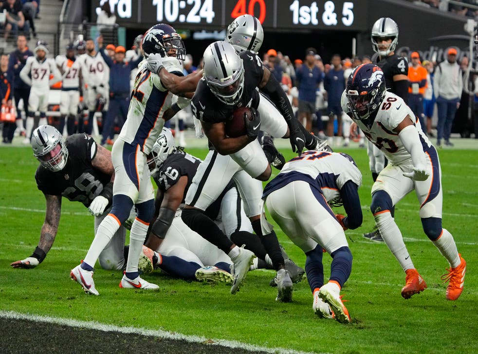 BRONCOS-RAIDERS