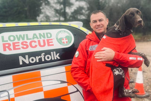 Search and rescue dog Juno with owner Ian Danks (Norfolk Lowland Search and Rescue/Facebook/PA)