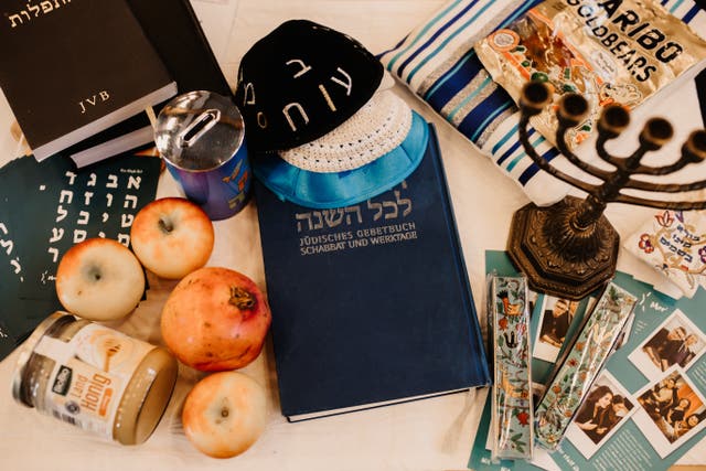 <p>Learning materials used by the ‘Meet a Jew’ scheme to raise awareness about the Jewish community in Germany</p>