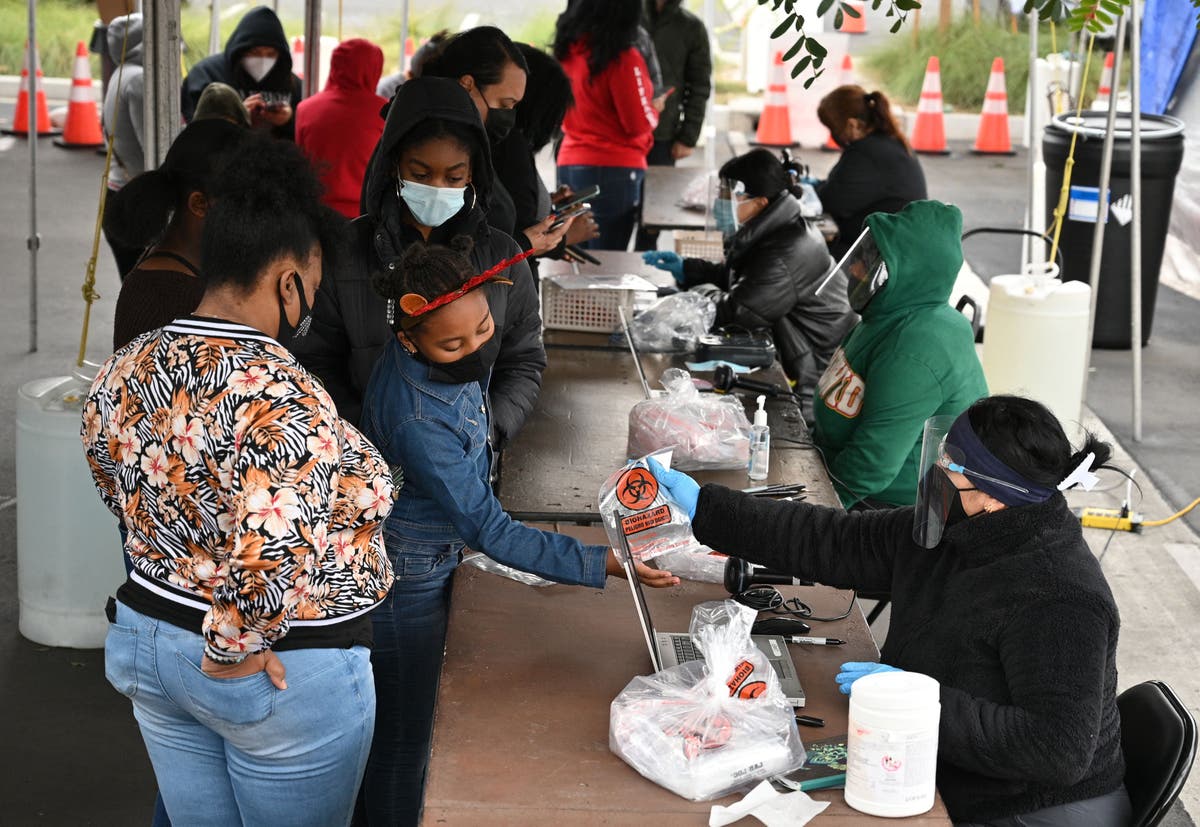 Omicron wave threatens every state with a &lsquo;viral hurricane&rsquo;, says top disease expert