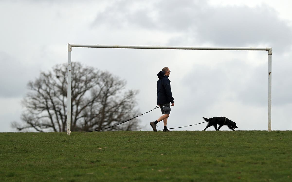 No need for thermals as New Year’s Eve temperatures set to break records