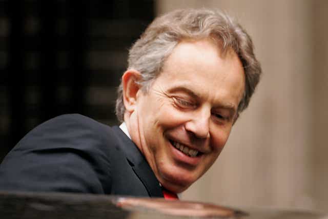 <p>Tony Blair and the Liberal Democrats initially cooperated </p>