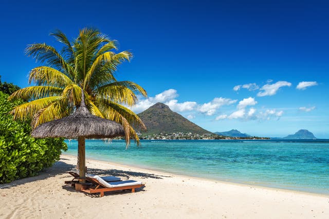 <p>The dazzling beaches of Mauritius</p>