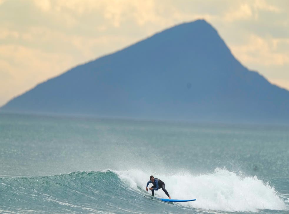 BRASIL-SURFEO