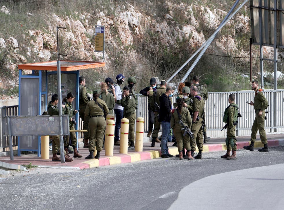 ISRAEL-PALESTINOS
