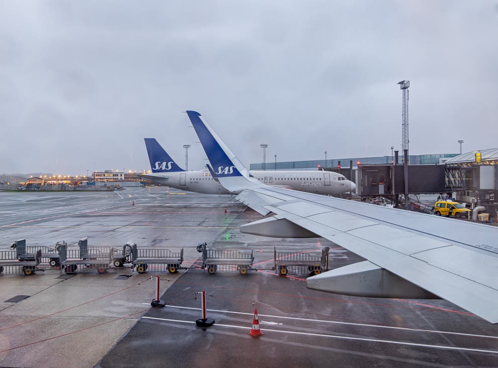Denmark promises green domestic flights by 2030