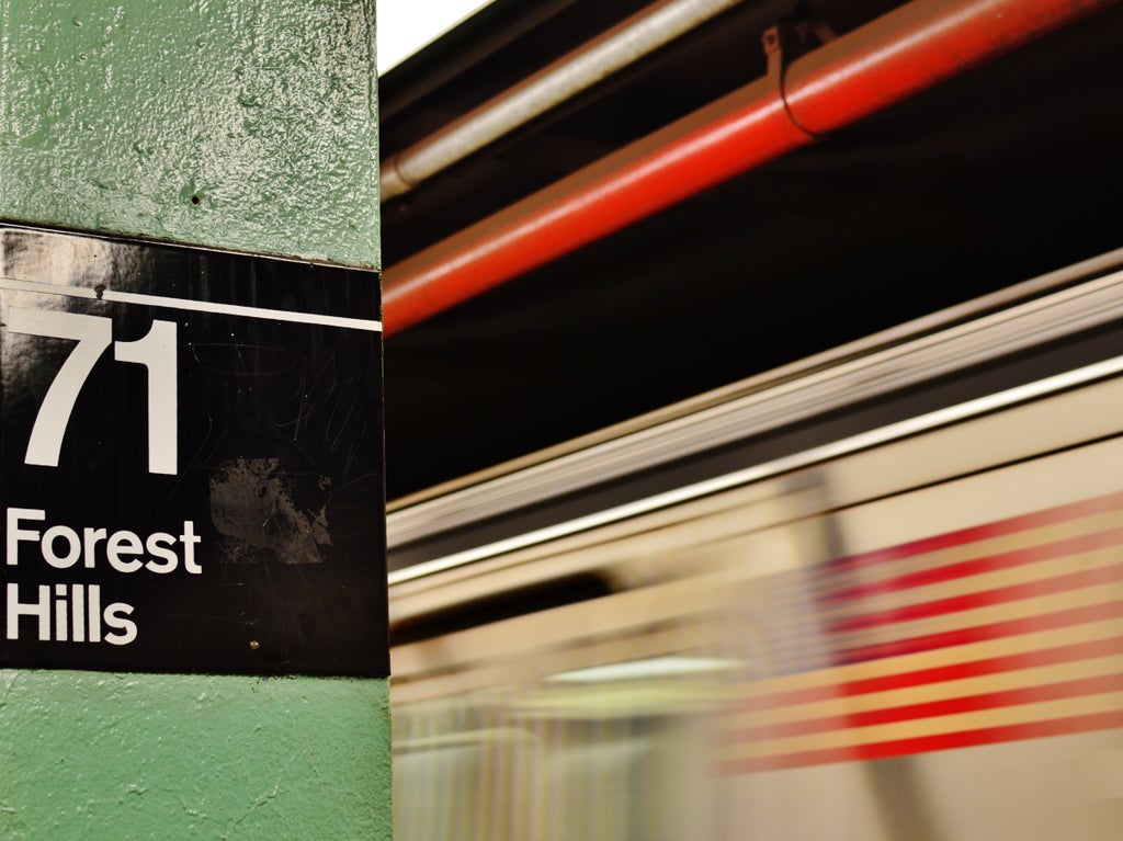Man killed after breaking his neck jumping over NYC subway ticket barrier