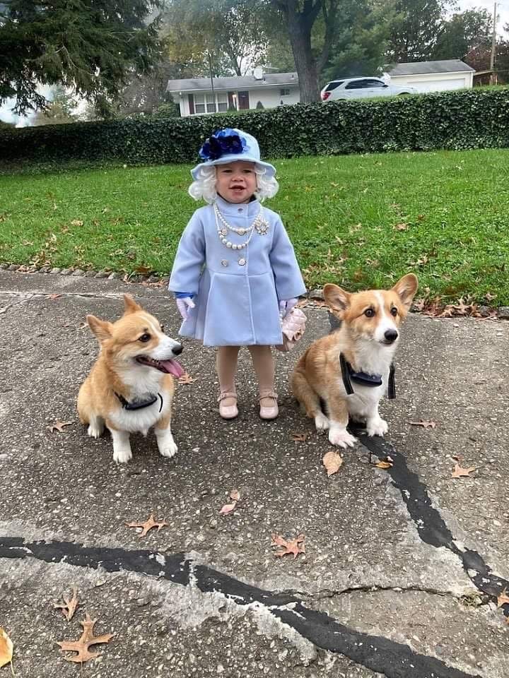 Jalayne Sutherland dressed up as the Queen on Halloween