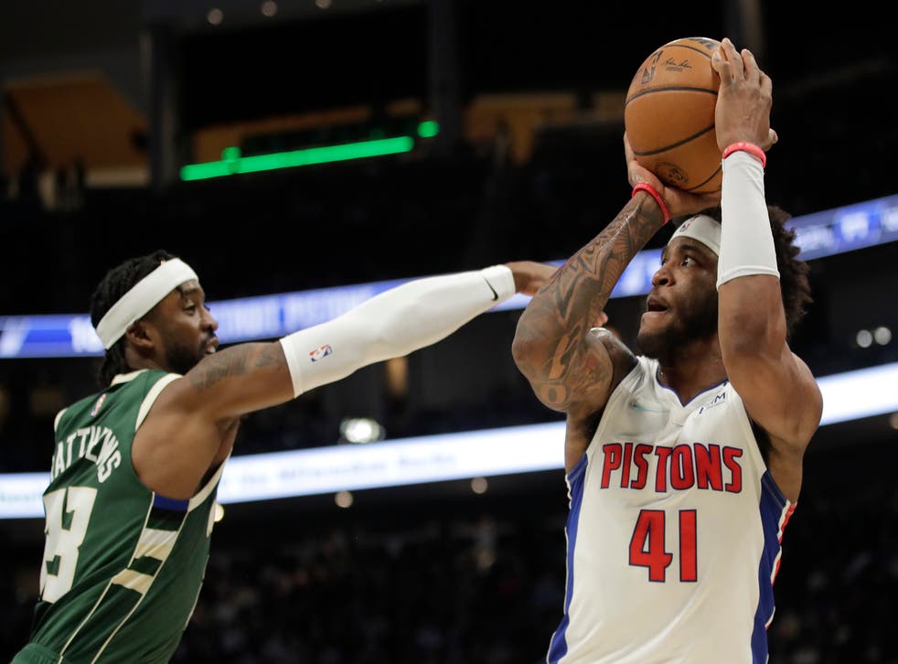PISTONS-BUCKS