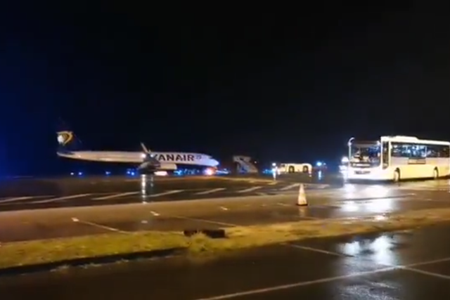 <p>All passengers were escorted safely in a bus at Brest airport, France following the emergency landing </p>