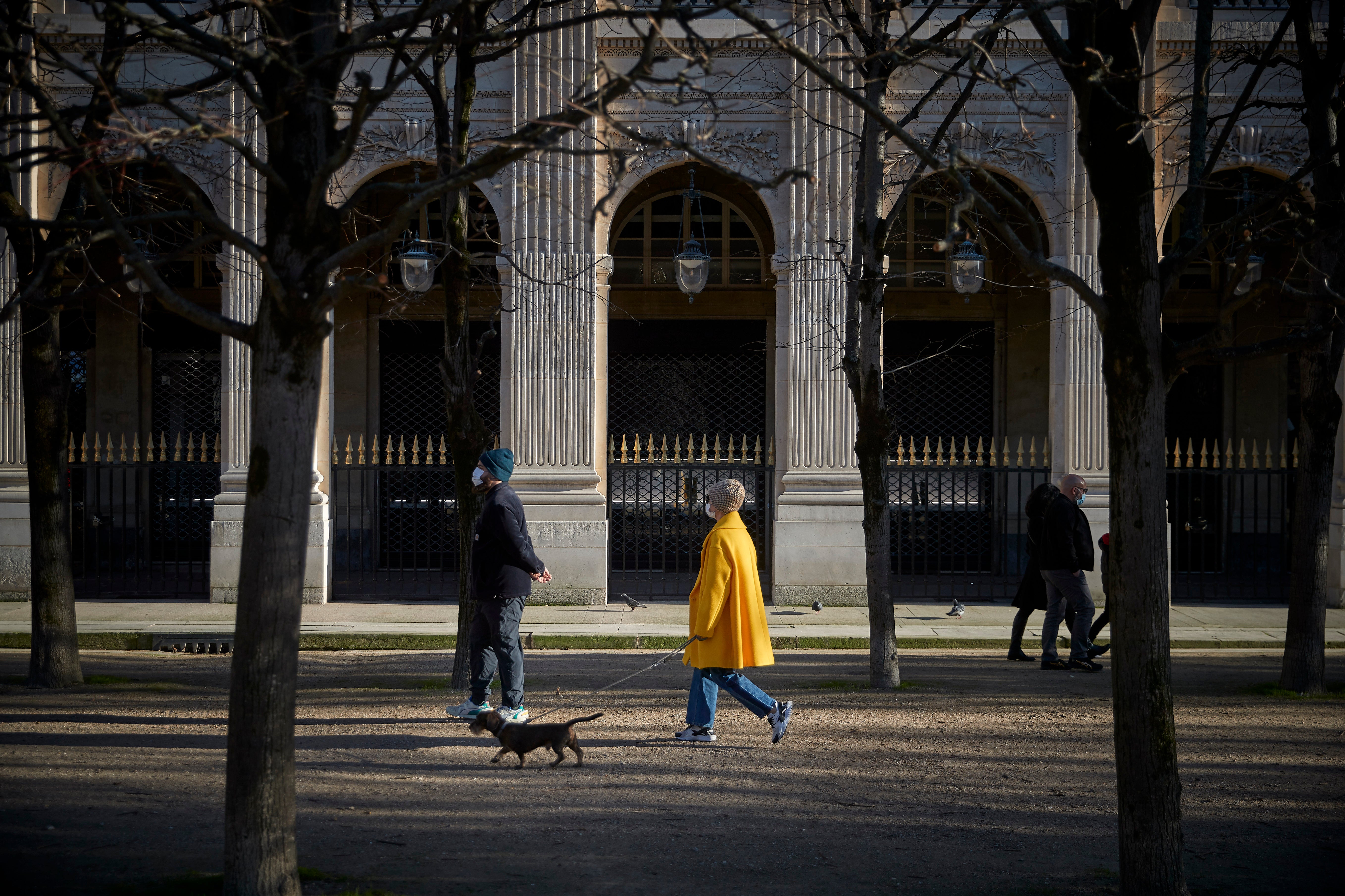 <p>France welcomes New Year as the Covid cases in the country surges </p>