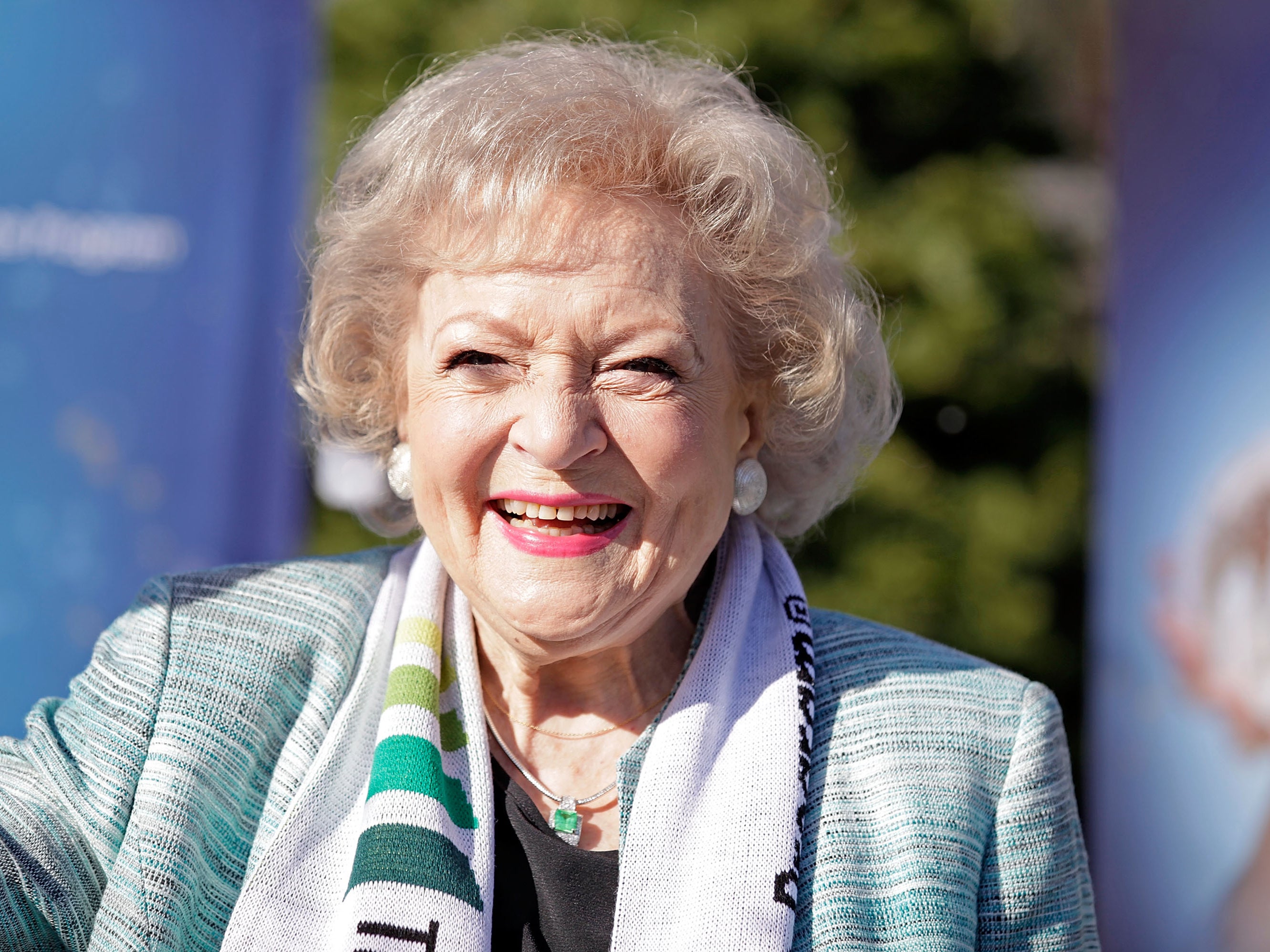 <p>Betty White’s last word before she died was late husband Allen’s name, White’s assistant says </p>