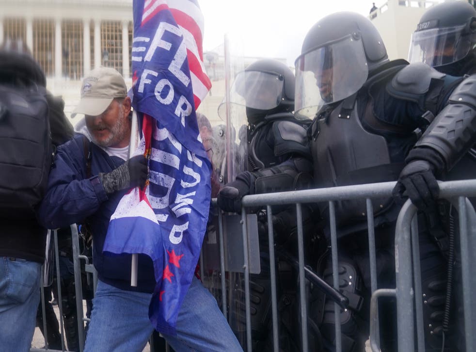 EEUU-ASALTO AL CAPITOLIO-POLICÍA