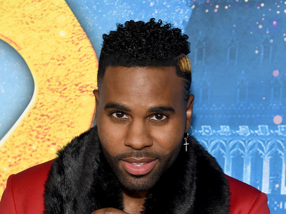 Jason Derulo video appears to show singer throw punches at man for calling him Usher