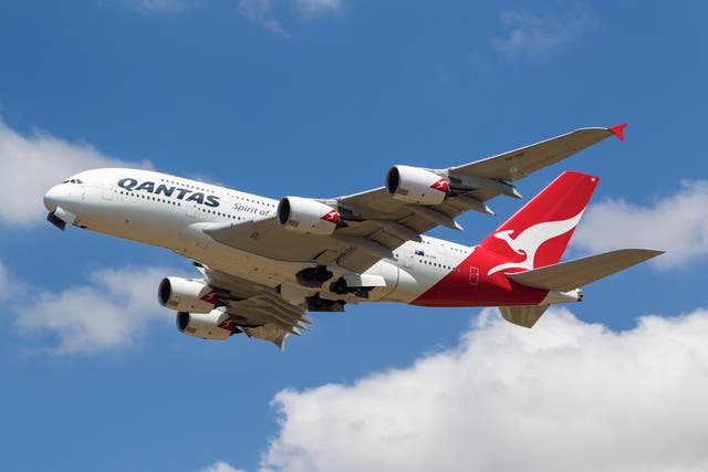 <p>Qantas passengers are not happy with the lack of vegetarian food options on board </p>