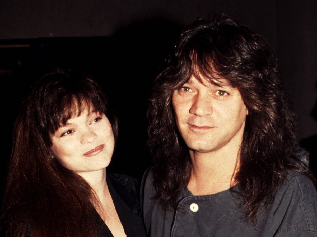 ‘i Loved His Soul Valerie Bertinelli Reflects On Last Goodbye To Eddie Van Halen The Independent 2838