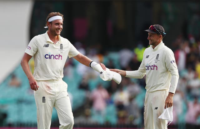 England’s Stuart Broad and Joe Root walk off at the end of the Australian innings (Jason O’Brien/PA)