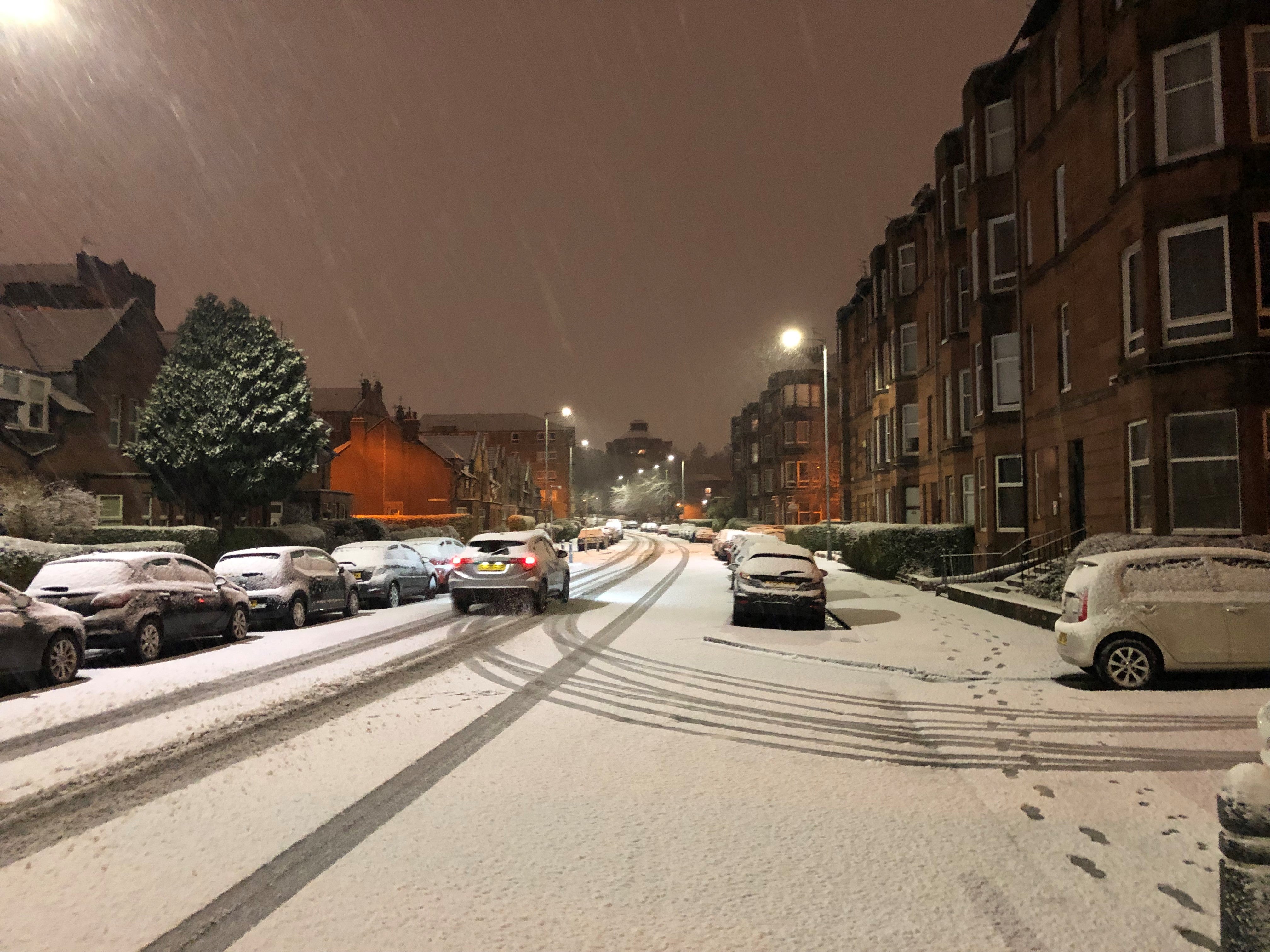 Snow has fallen in Glasgow (PA)