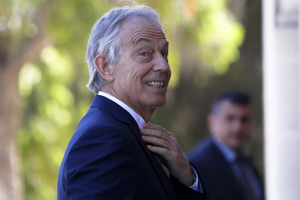 Tony Blair: 1 million sign petition to ‘rescind’ knighthood from former PM