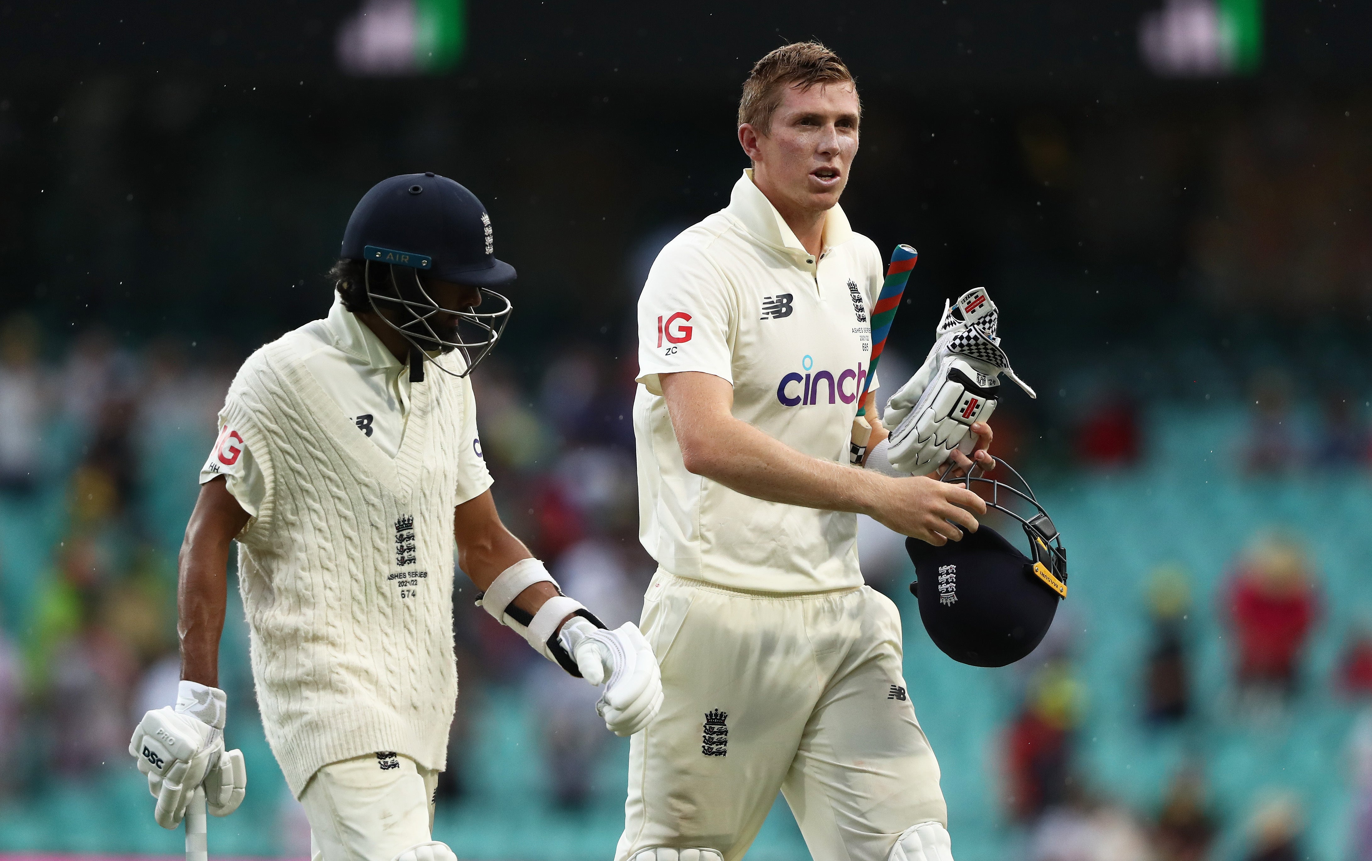 England’s openers Hameed and Crawley battled through to the close (Jason O’Brtien/PA)