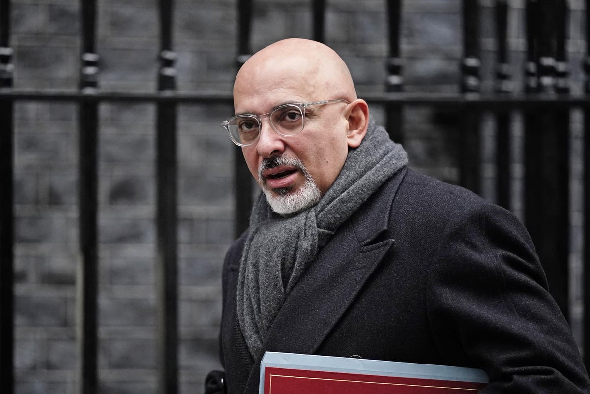 Nadhim Zahawi says there are &lsquo;no excuses&rsquo; for online learning at universities