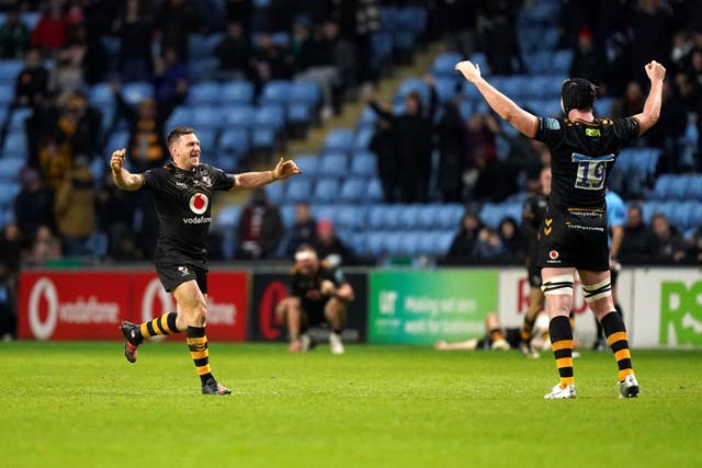 <p>Wasps’ Jimmy Gopperth and Tim Cardall celebrate at full-time</p>