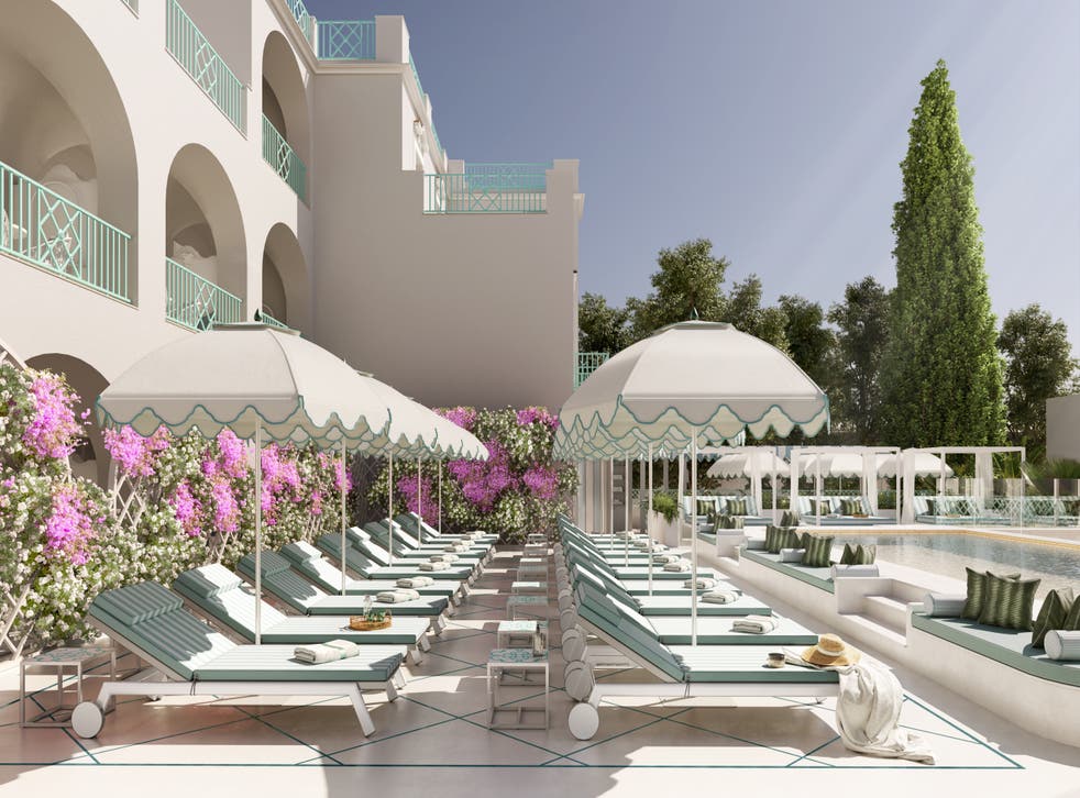 <p>The pool at Hotel La Palma in Capri</p>