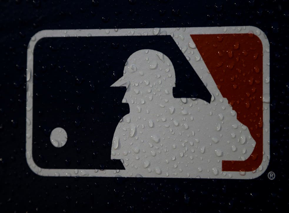 MLB PARO
