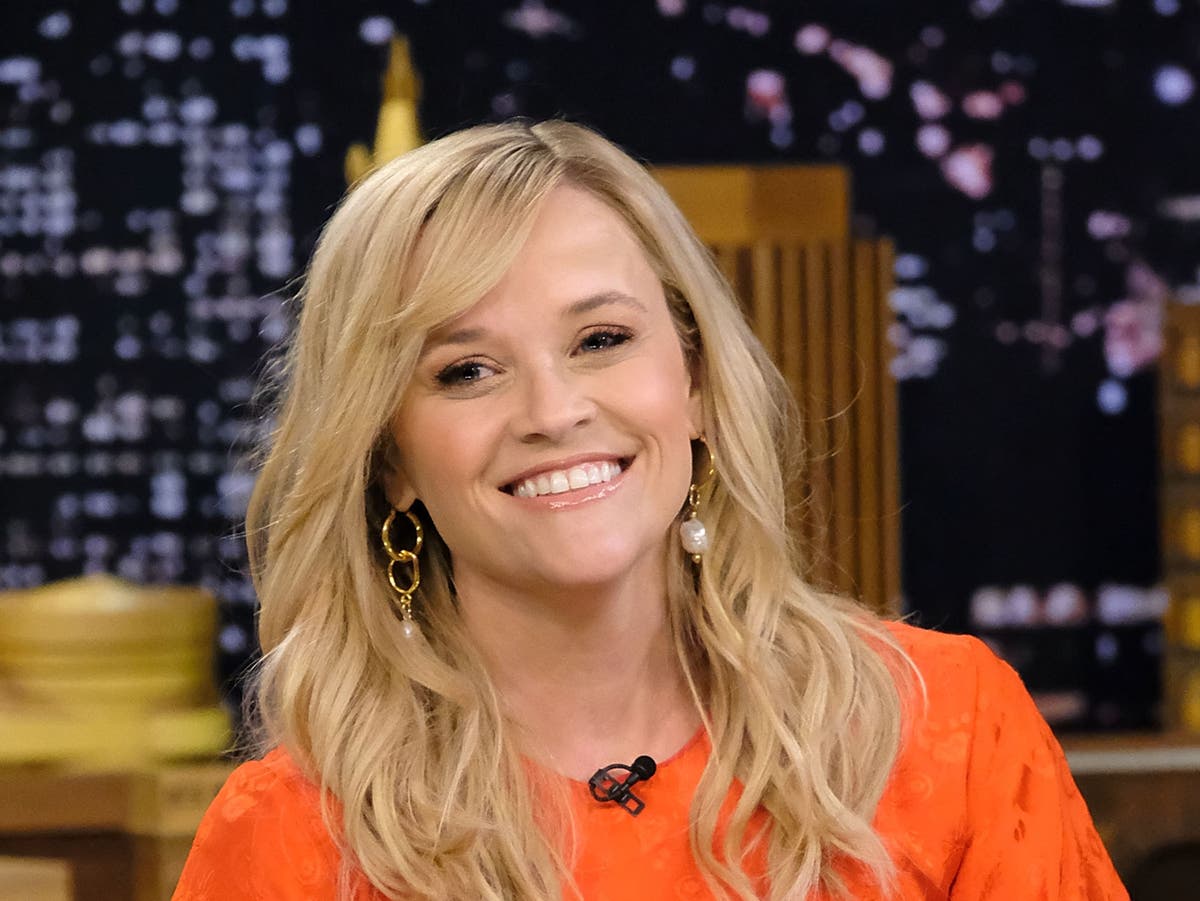 Reese Witherspoon called out for ‘advertising’ crypto in bizarre Twitter post