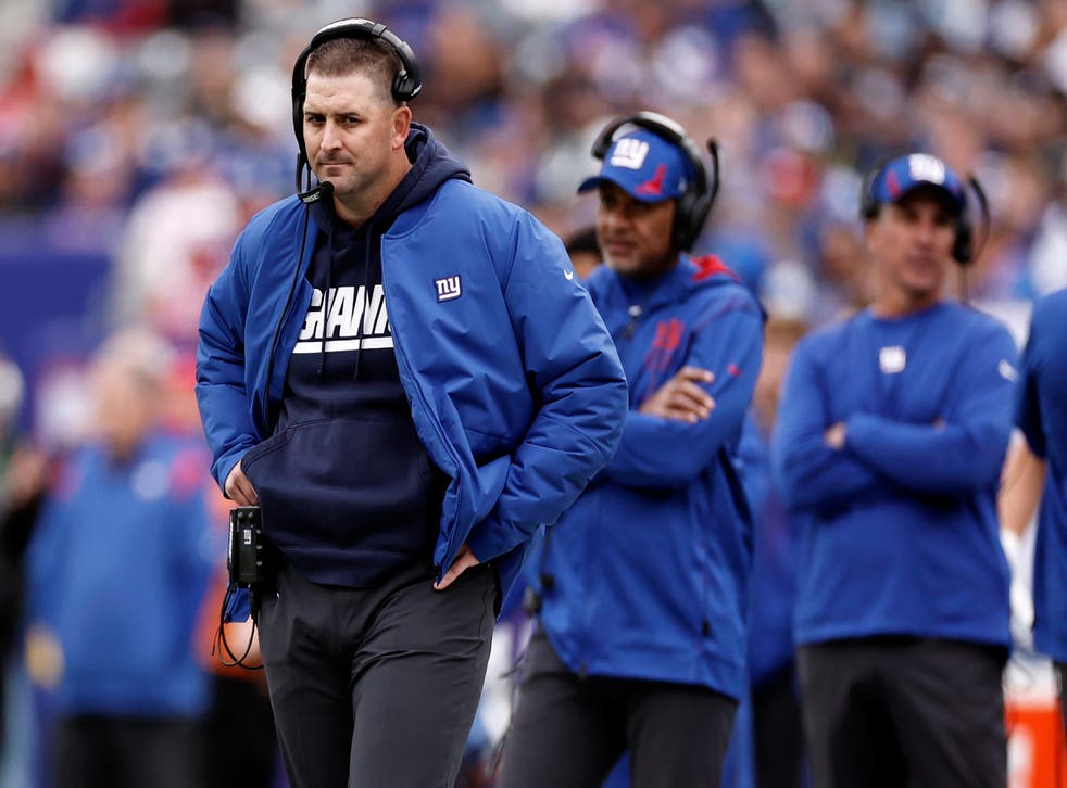 GIANTS-ENTRENADOR