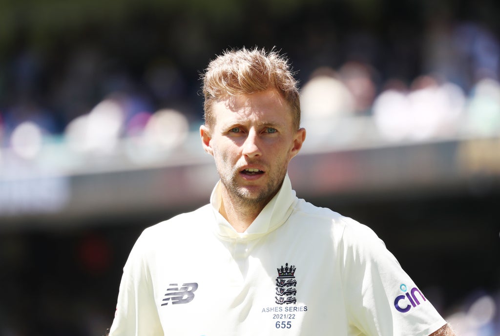 Joe Root calls on England to show fighting spirit that saved Sydney Test