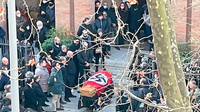 <p>The funeral procession at St. Lucia church, in Rome, Italy, 10 January 2022 </p>