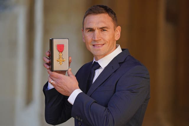 <p>Sinfield has been made an OBE </p>