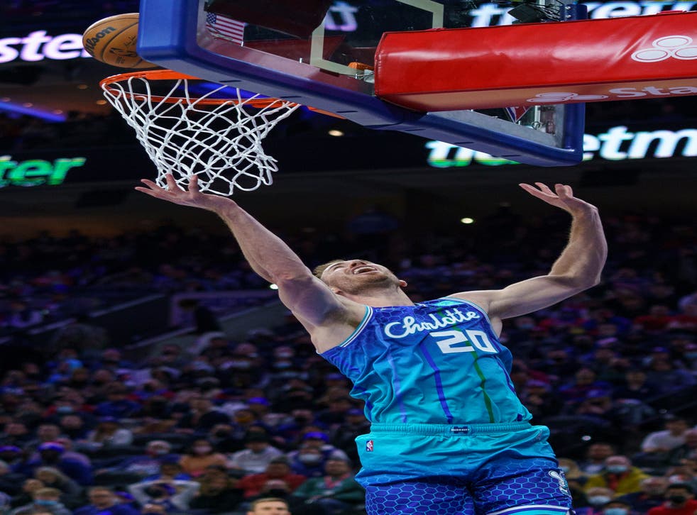 HORNETS-76ERS