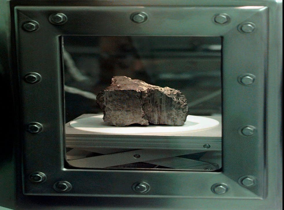 METEORITO MARCIANO