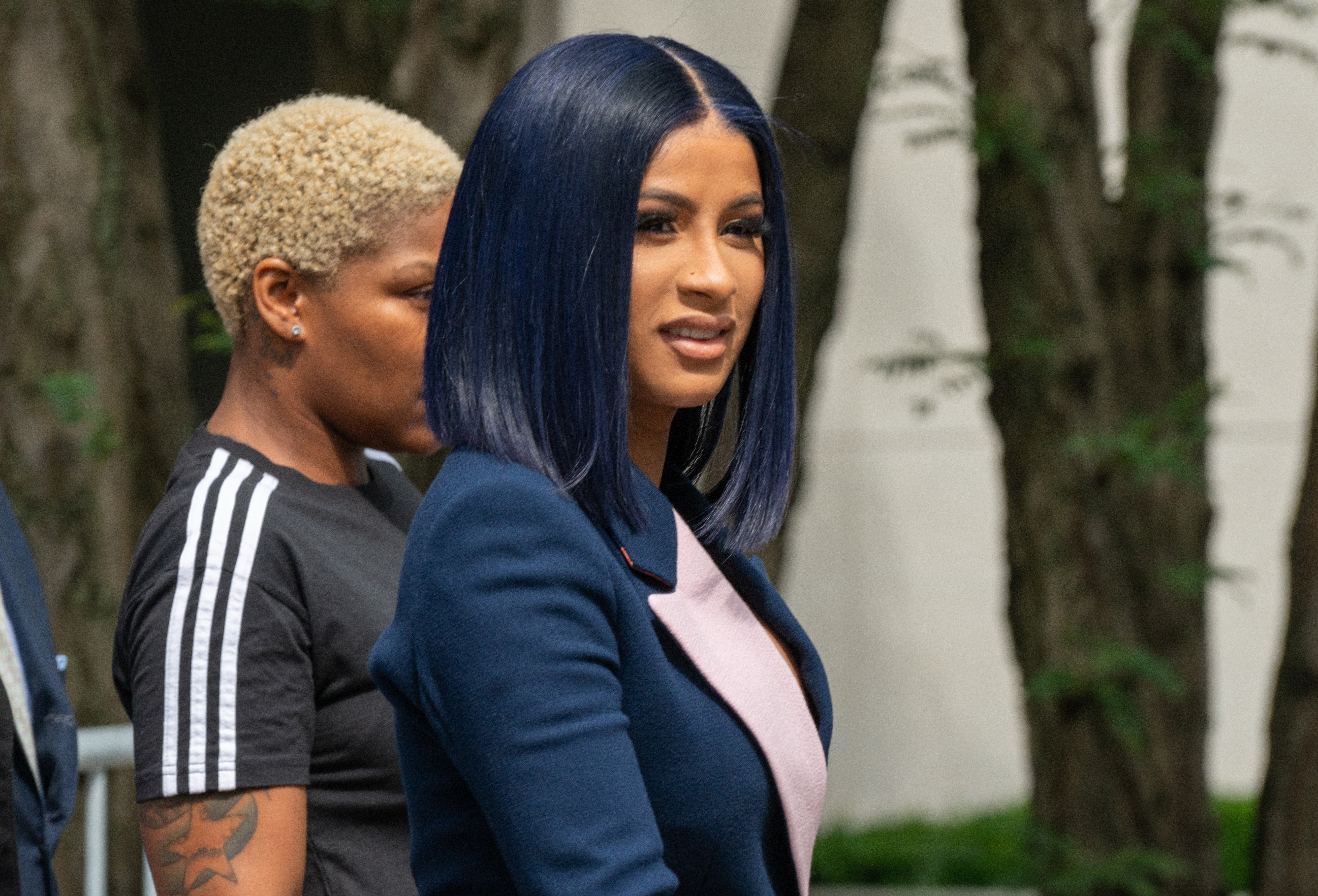 Cardi B Cries In Court As She Reveals Vlogger Left Her ‘suicidal’ | The ...